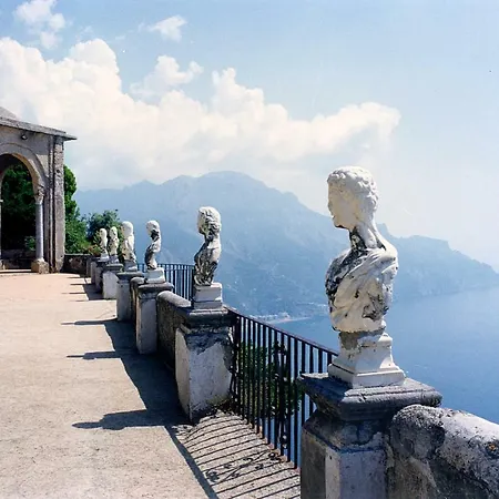 ベッド・アンド・ブレックファスト Peppa 3*